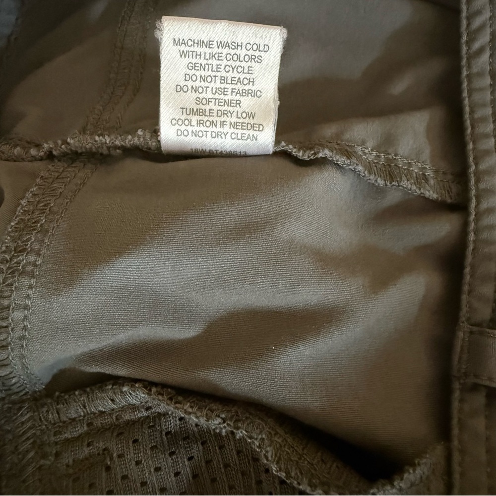 Guide Series Nylon Chino Shorts Gray Womens Size 8 Walking Hiking Trail Outdoors - Picture 11 of 11
